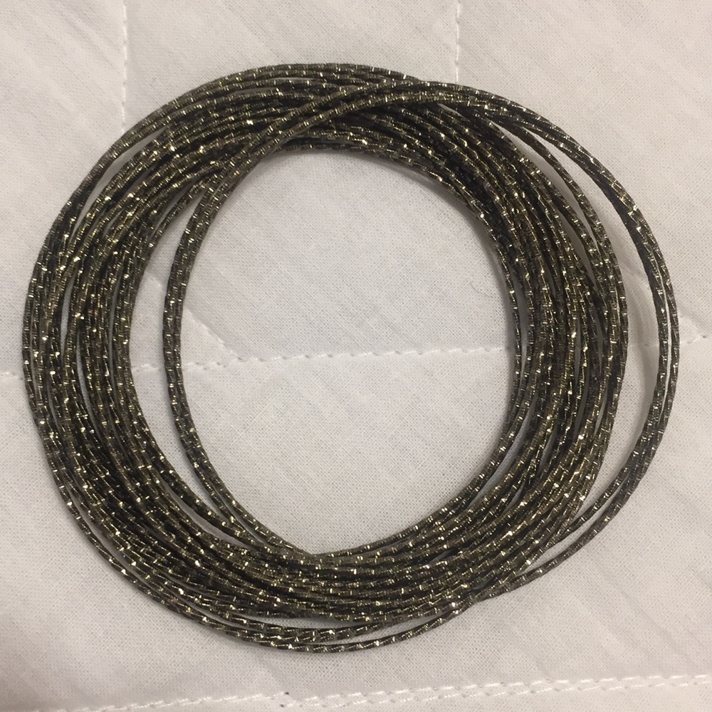 ⚡️3 for $12 sale Black/gold bangles